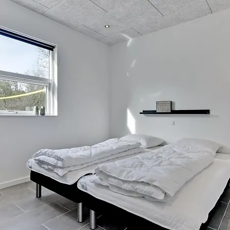 Jeneke - 1-6km From The Sea By Interhome Blåvand