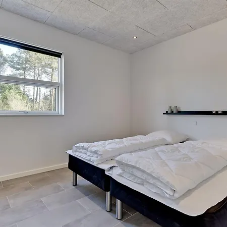 Сasa de vacaciones Jeneke - 1-6km From The Sea By Interhome *