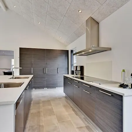 Jeneke - 1-6km From The Sea By Interhome Сasa de vacaciones