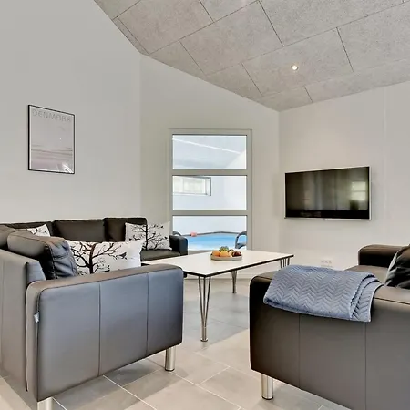 Jeneke - 1-6km From The Sea By Interhome Blåvand